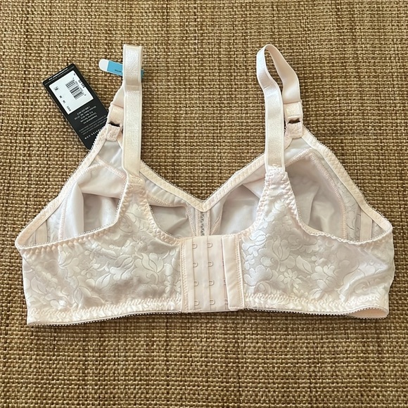 Bali Cool Comfort Bra NWT Size 38C - Picture 4 of 6
